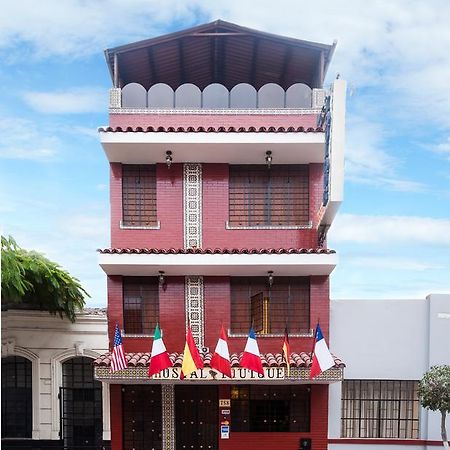 Hostal Iquique Lima Exterior photo