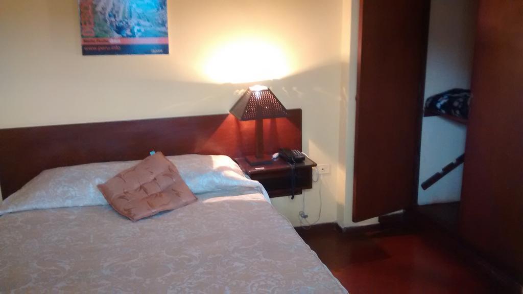 Hostal Iquique Lima Room photo