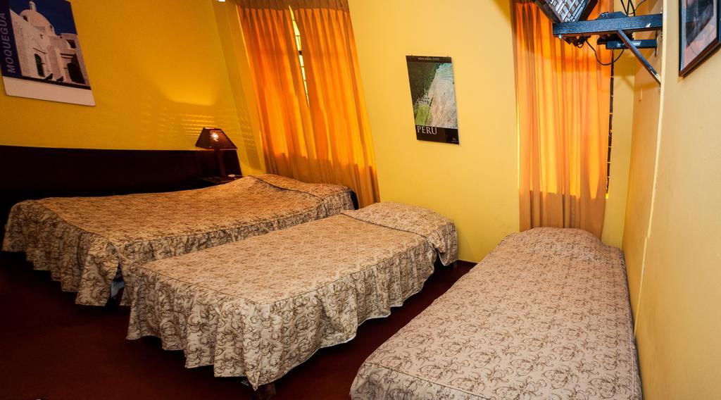 Hostal Iquique Lima Exterior photo