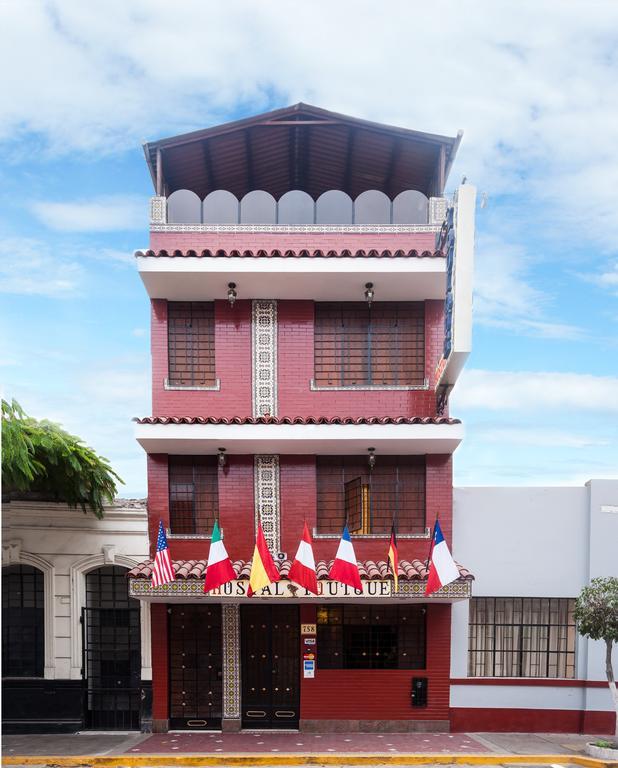 Hostal Iquique Lima Exterior photo